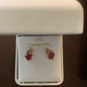 Brand new stud earrings